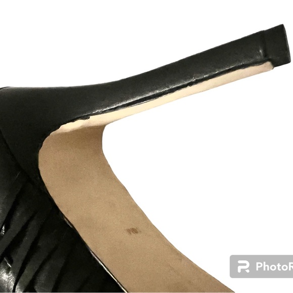 Nicole Miller Artelier Addison black heels 10 - Picture 9 of 14